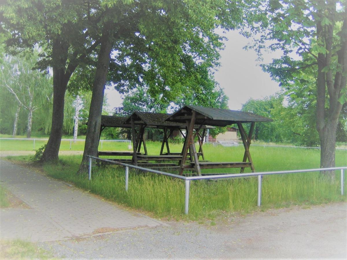 Hôtel Gutshof Tda-Lohma à Langenleuba-Niederhain Extérieur photo